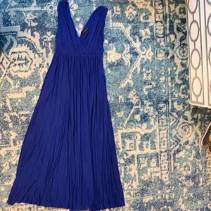 Knit maxi dress with pockets